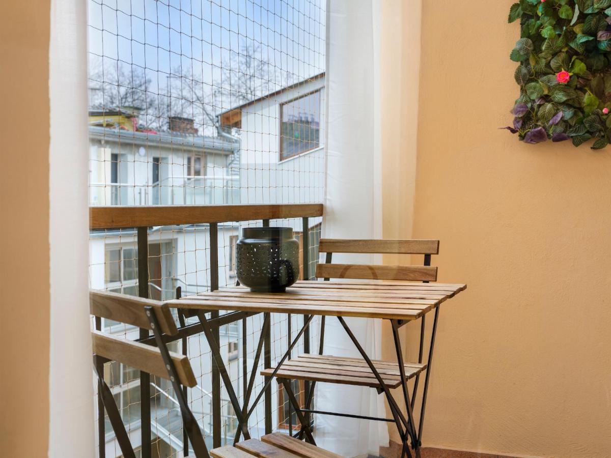 Silent Blue Apartment / Kochanowskigo St Cracovie Extérieur photo